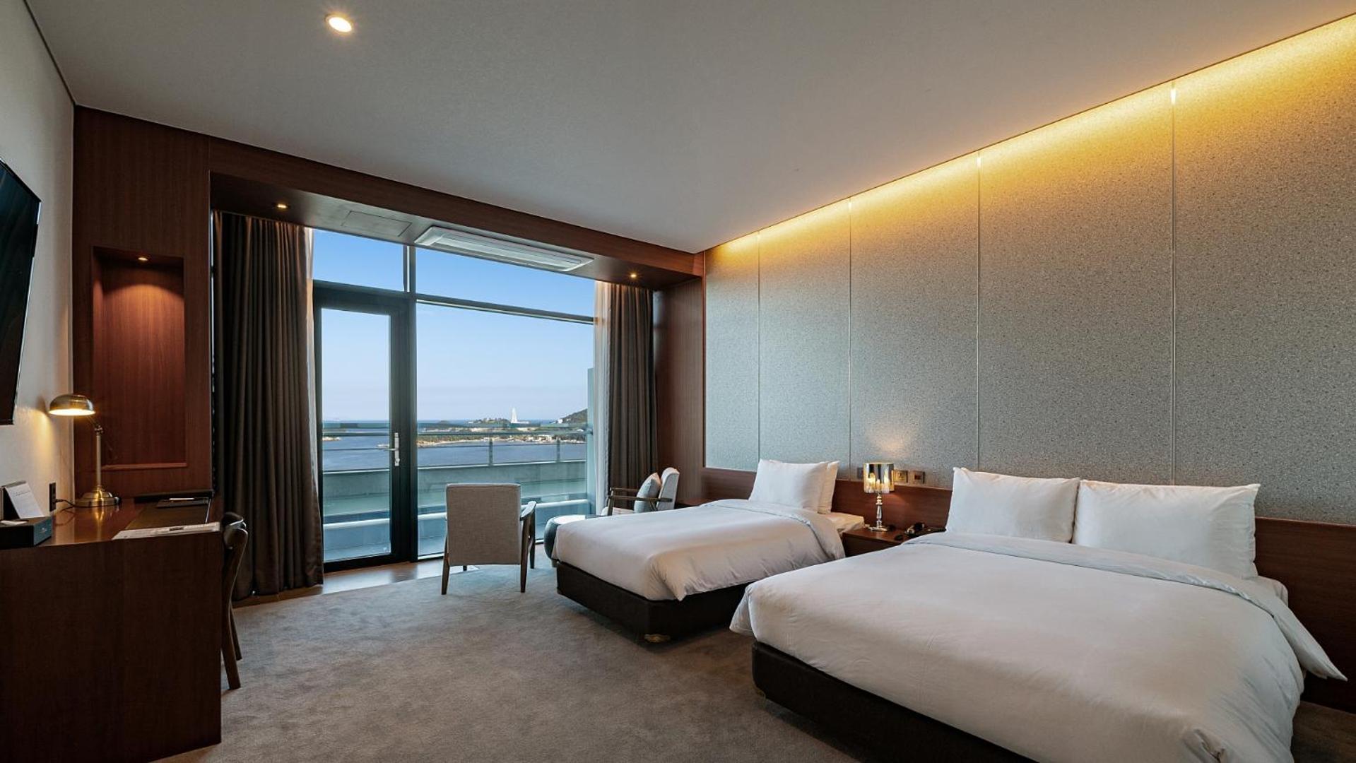 Hotel Jcs Yeosu Exterior photo