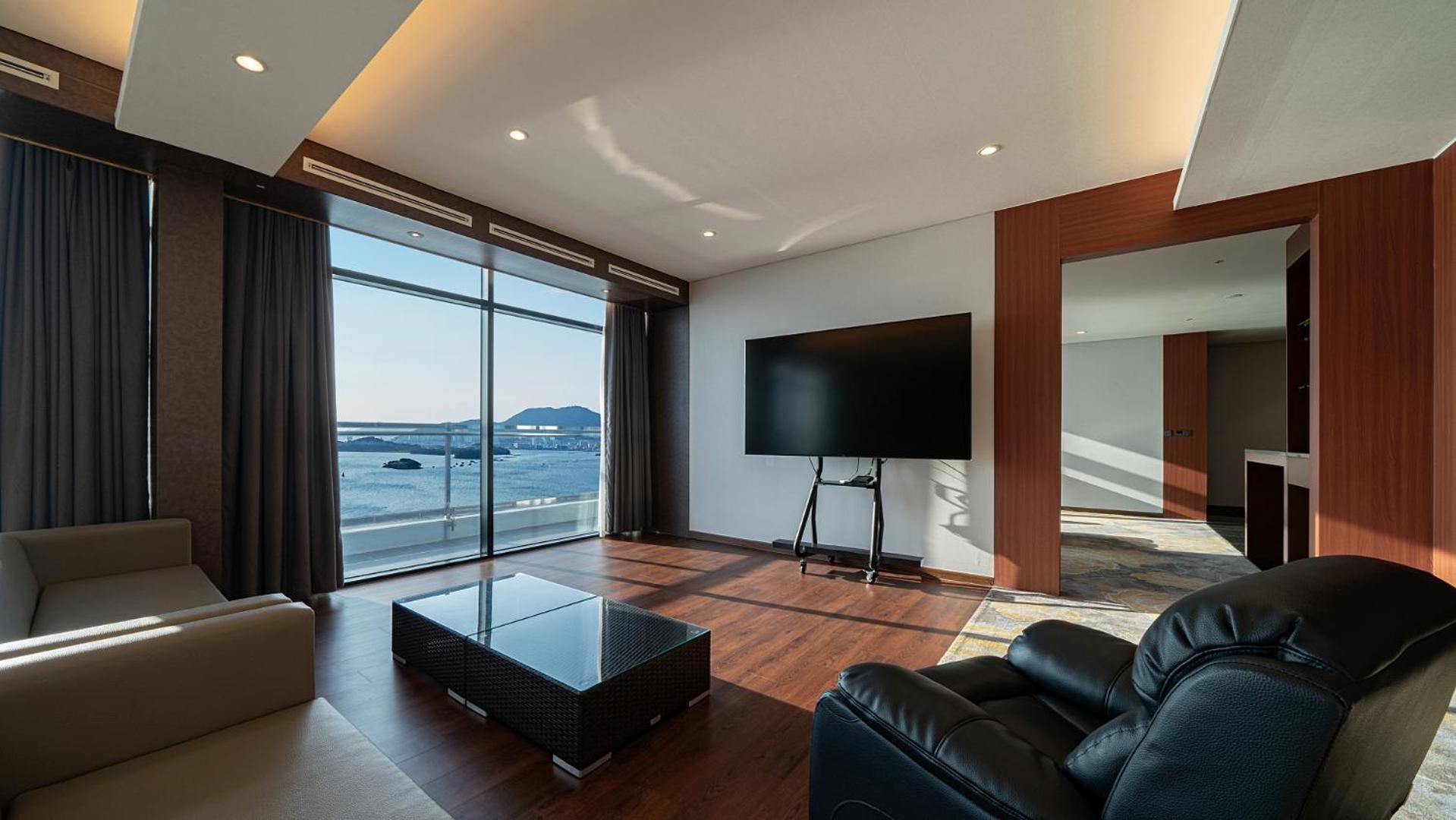 Hotel Jcs Yeosu Exterior photo