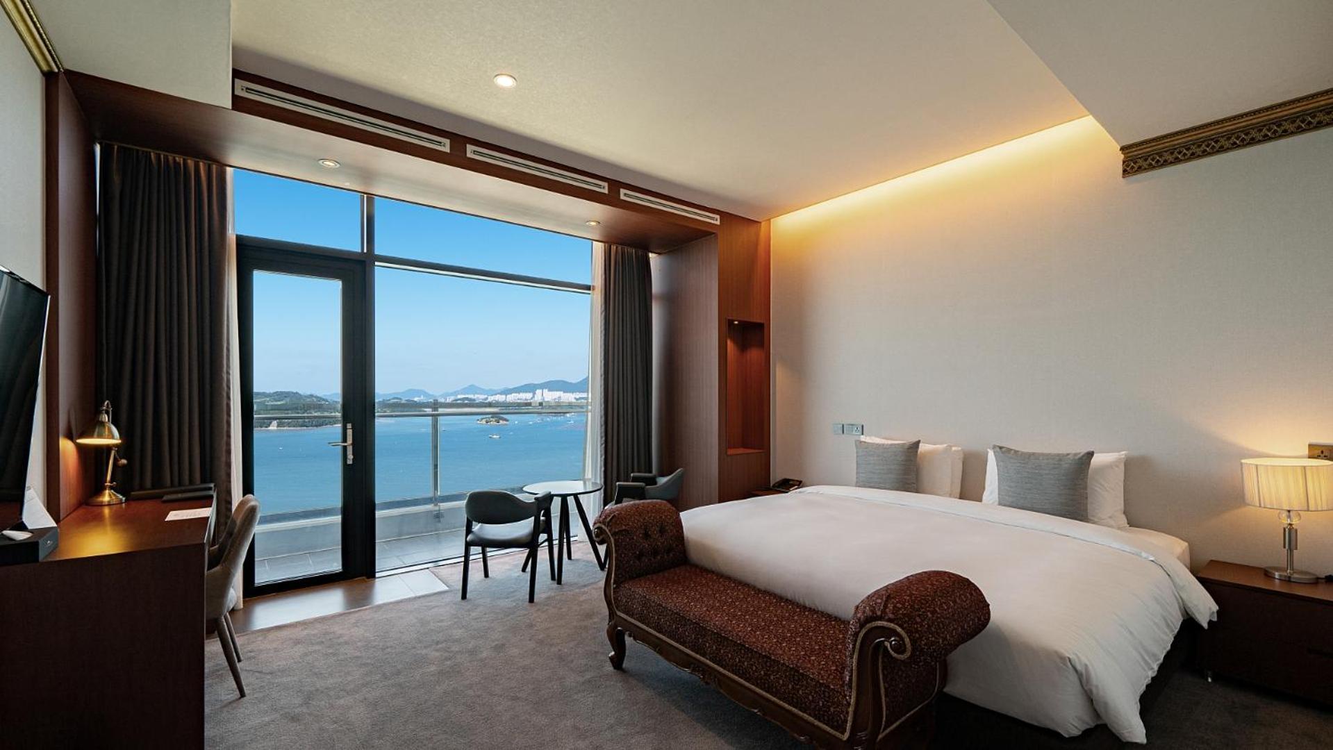 Hotel Jcs Yeosu Exterior photo