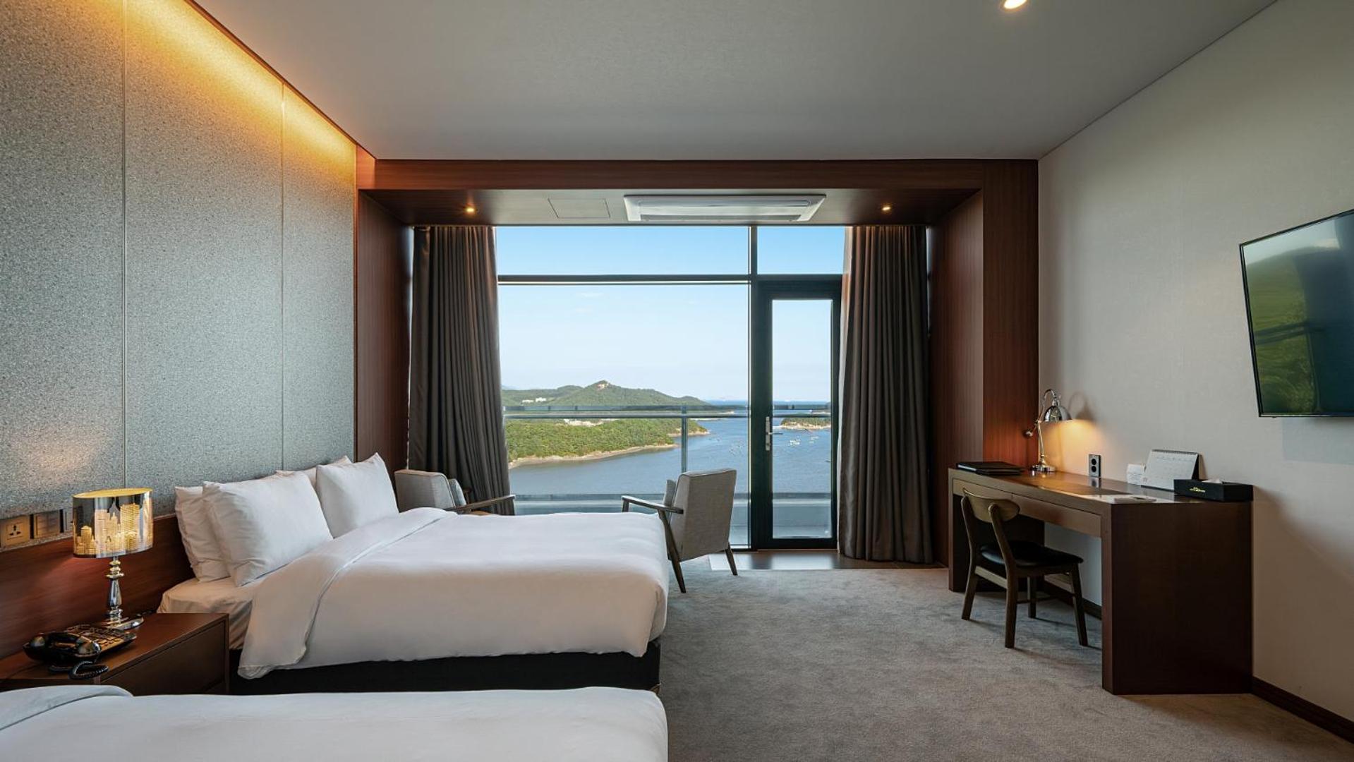 Hotel Jcs Yeosu Exterior photo